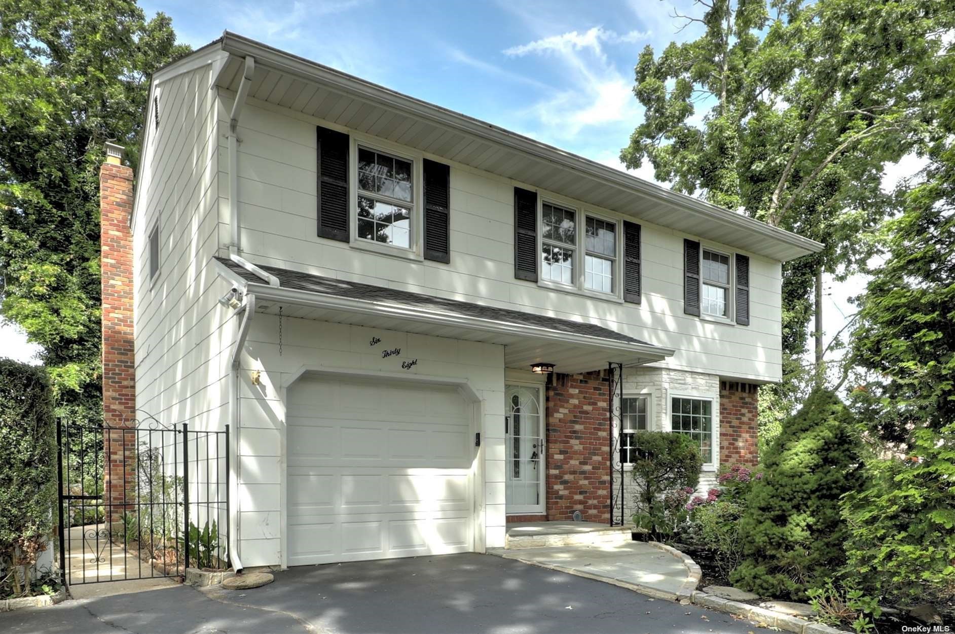 638 Ocean Ave, East Massapequa, NY 11758