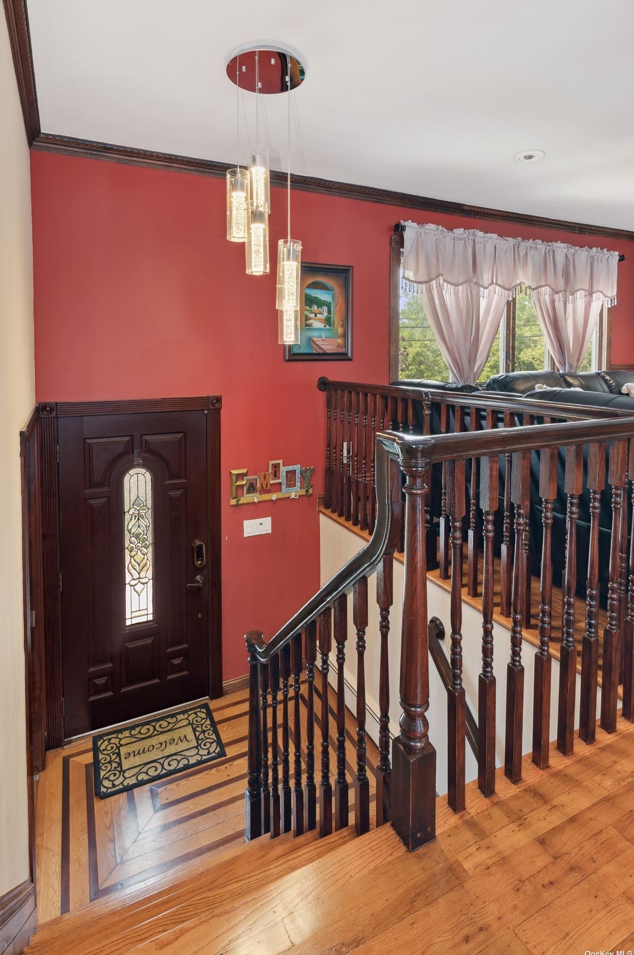 3499 Lawrence Ave, Rockville Centre, NY 11572-5426