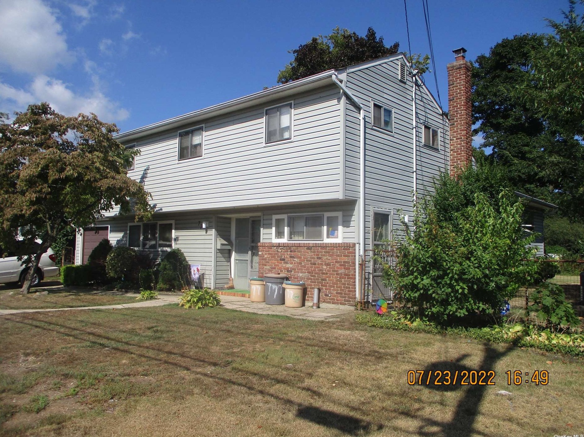 77 Orient Ave, Pine Air, NY 11717-1634