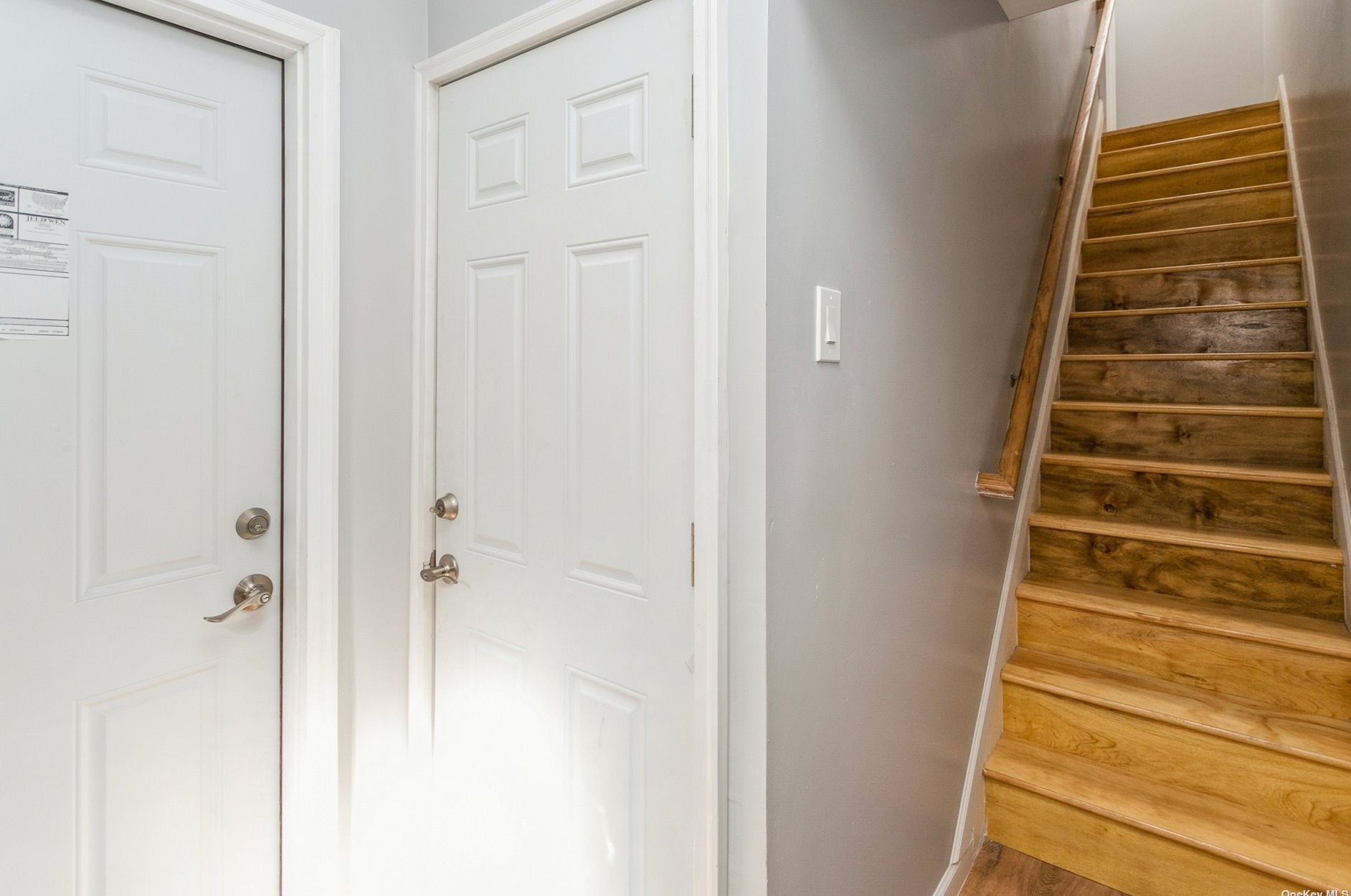 31-21 101st St, Flushing NY  11369-1321 exterior