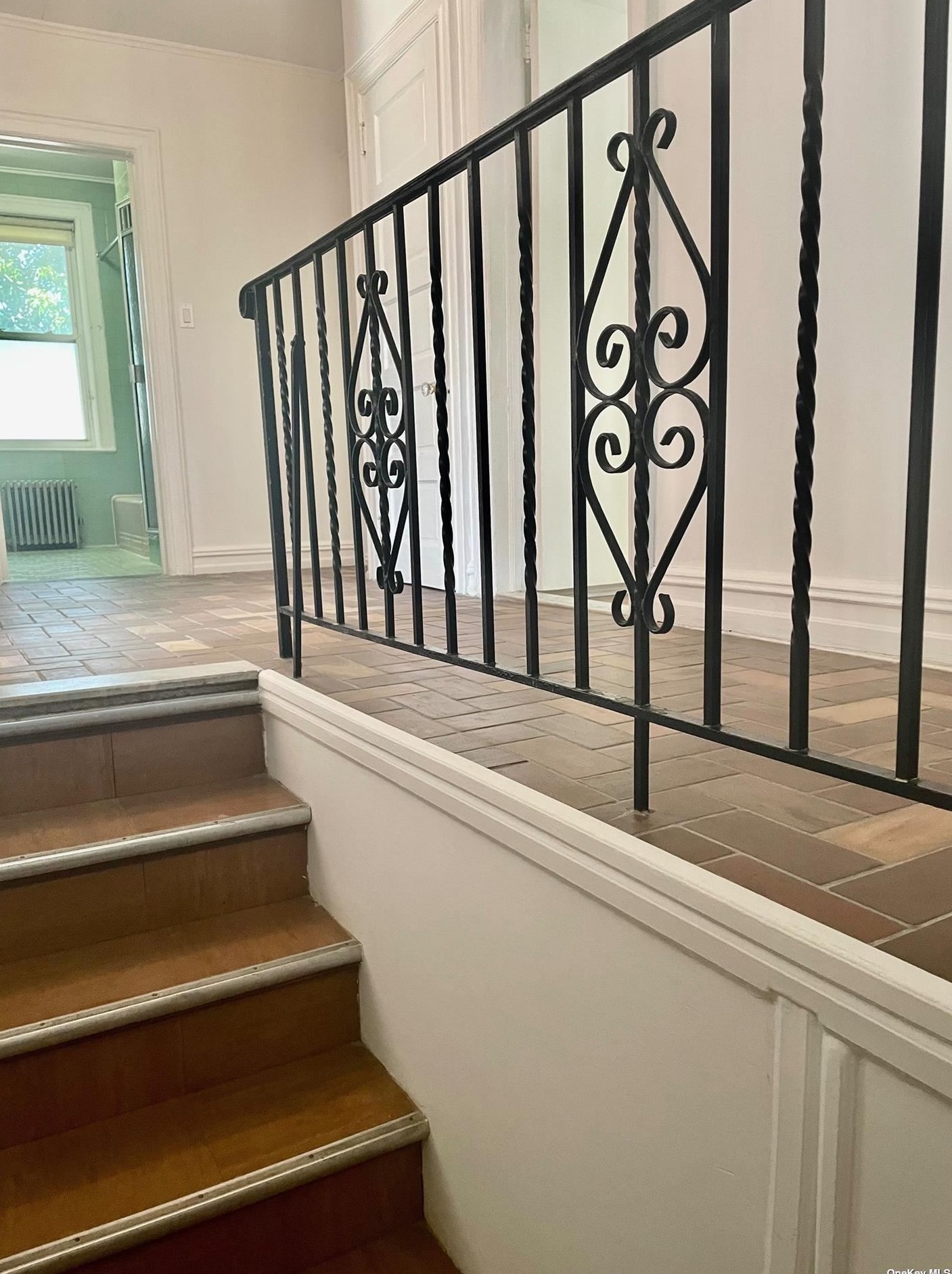 83-52 Main St #2nd Fl, Jamaica, NY 11435
