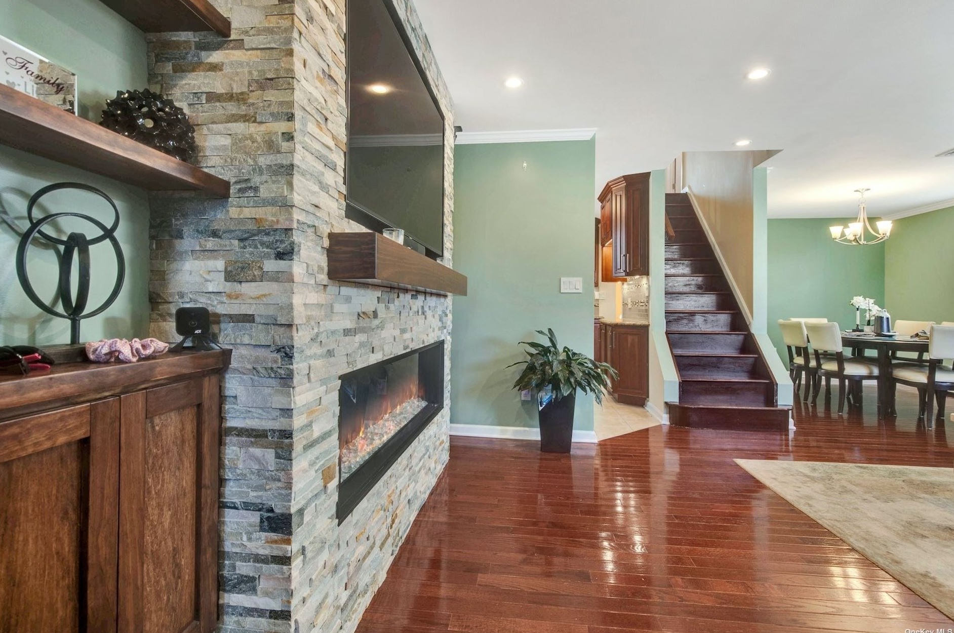 221-14 Murdock Ave, Jamaica, NY 11429