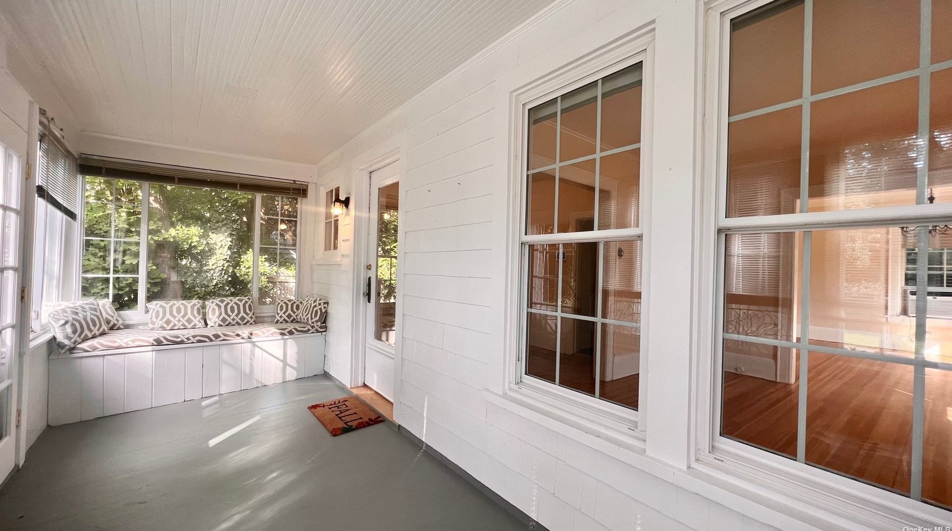 26 Midway Ave, Matinecock, NY 11560