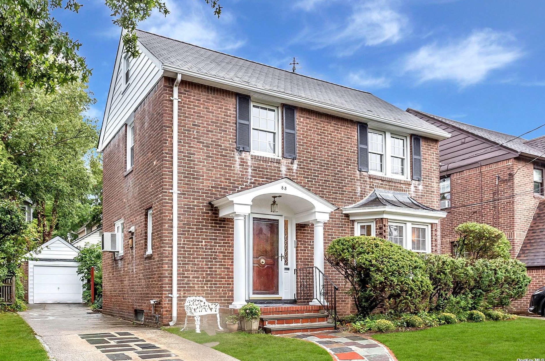 83 Clover Ave, Floral Park, NY 11001