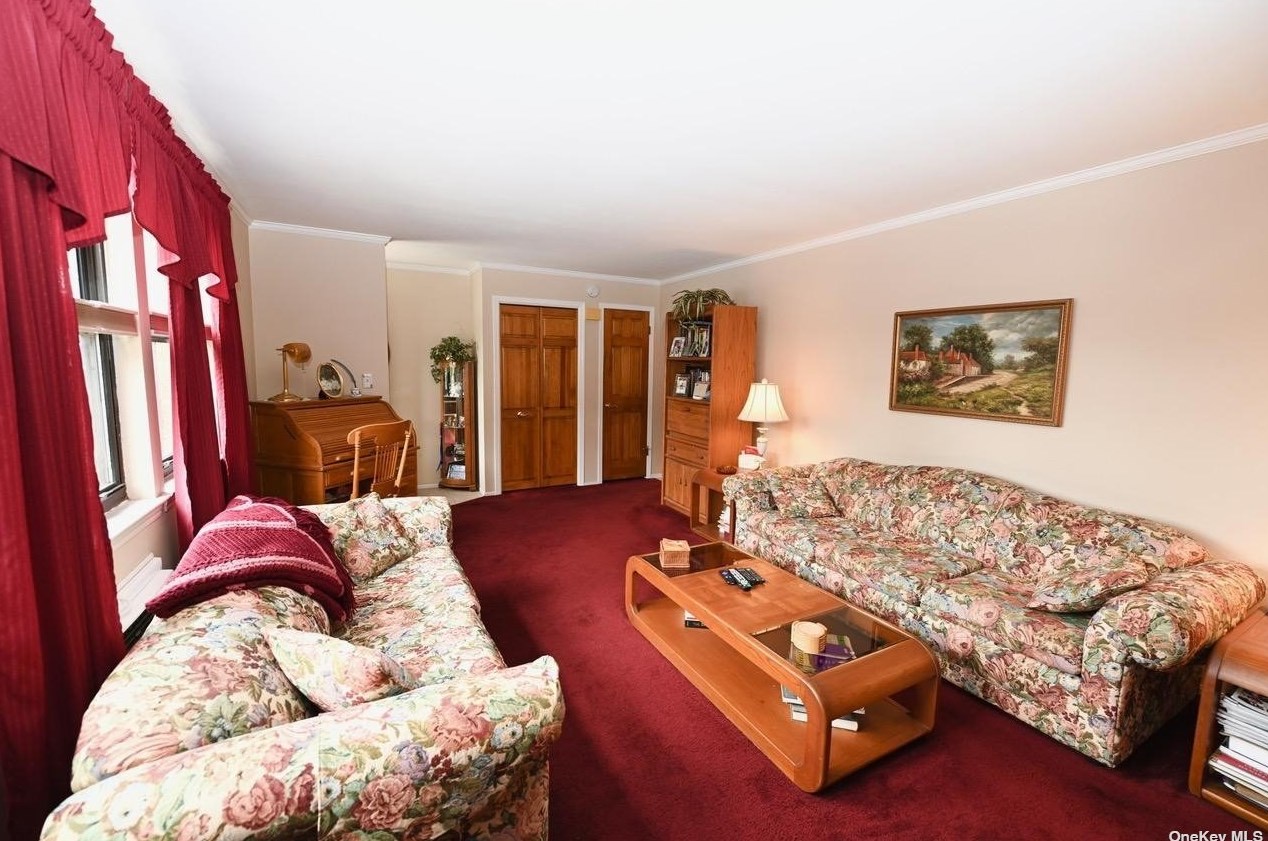 703 Wantagh Ave #703, North Wantagh, NY 11793