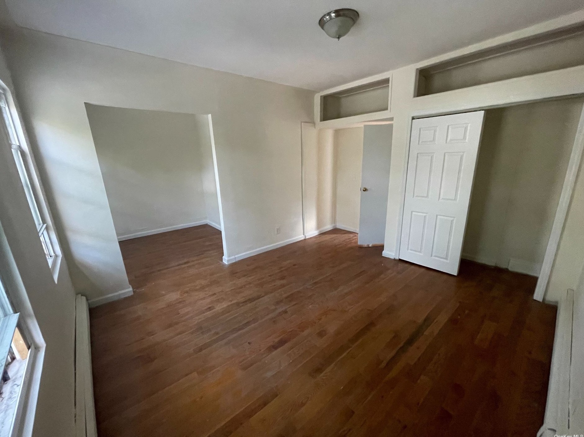 85-45 85th St, Jamaica, NY 11421
