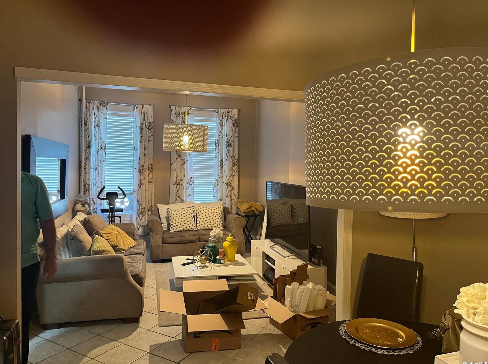 155 Nichols Ave, Brooklyn, NY 11208-1807