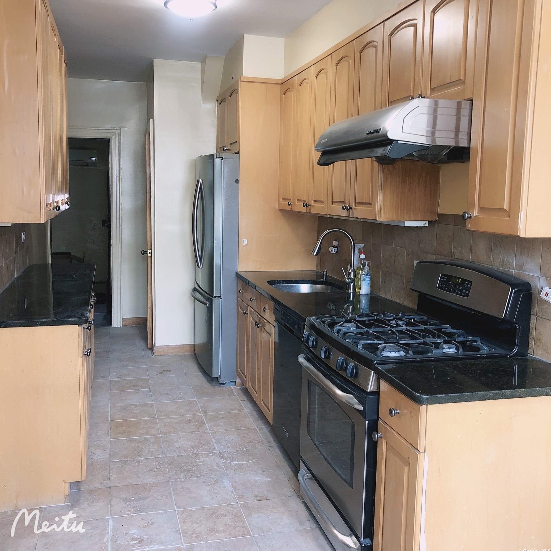 149-49 16th Rd, Flushing, NY 11357