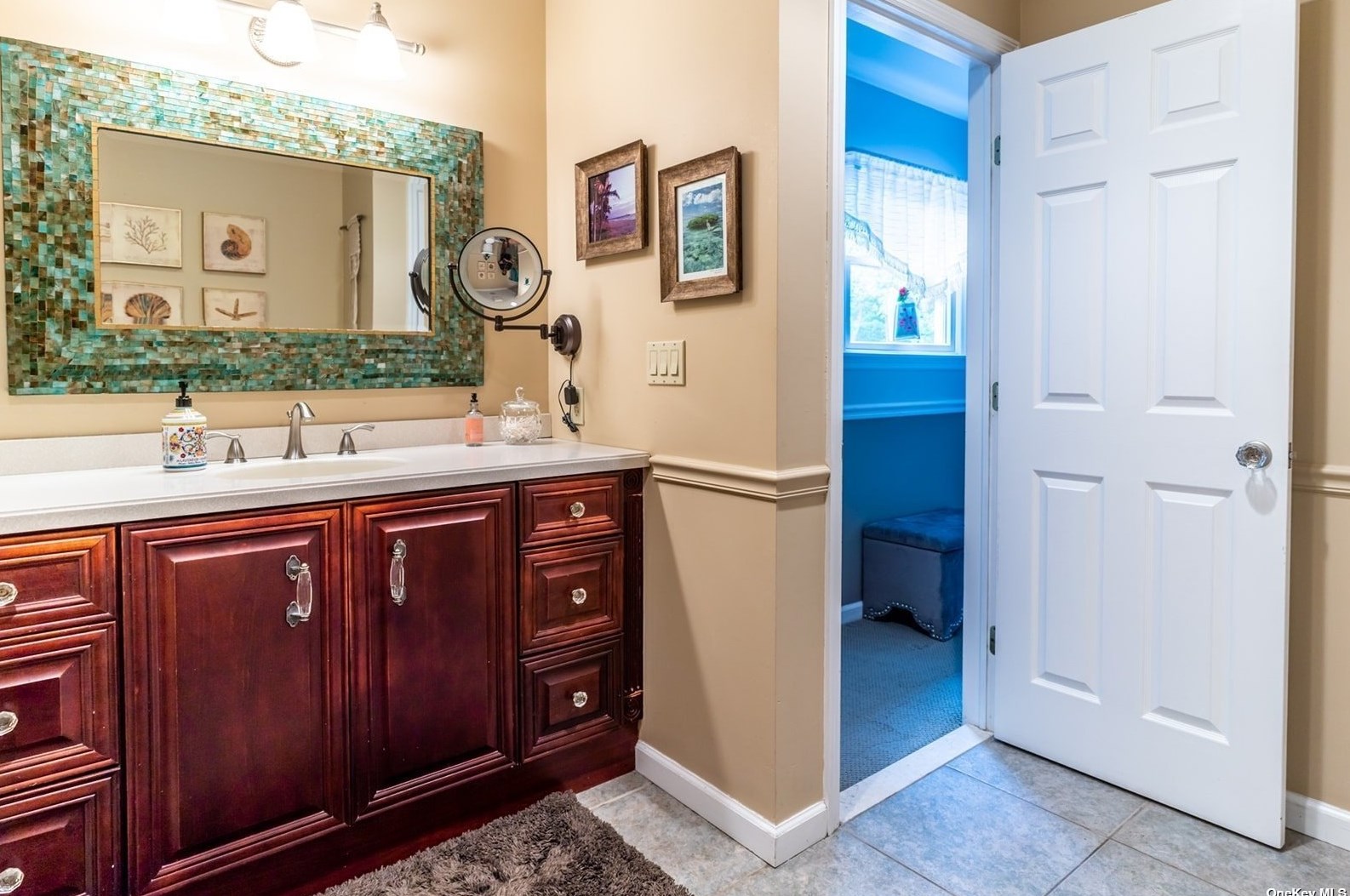 12 Oxbow Rd, Canaan Lake NY  11772-2230 exterior