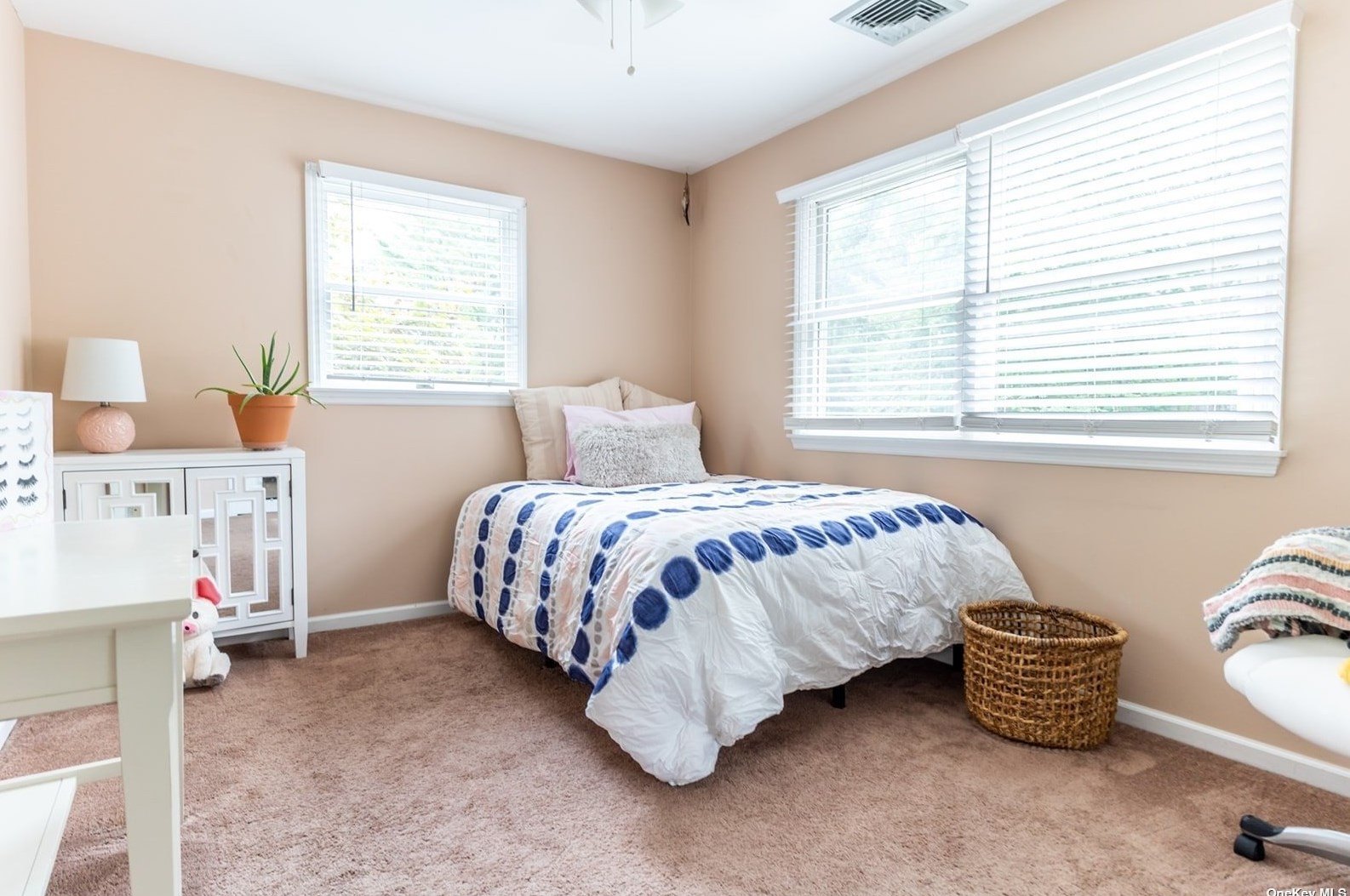 12 Oxbow Rd, Canaan Lake NY  11772-2230 exterior