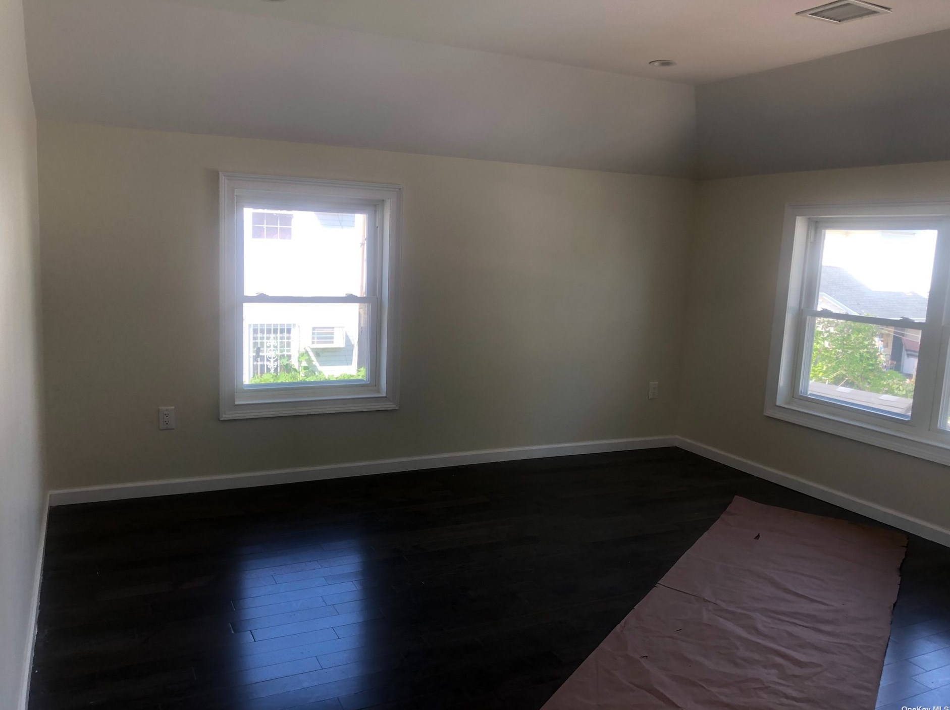 107-13 164th St #2fl, Jamaica, NY 11433