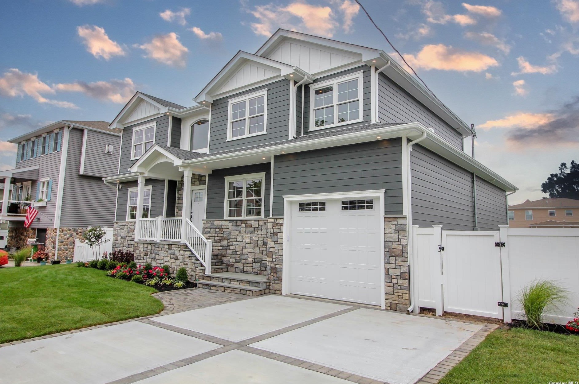 52 Beach Rd, East Massapequa NY  11758-6613 exterior