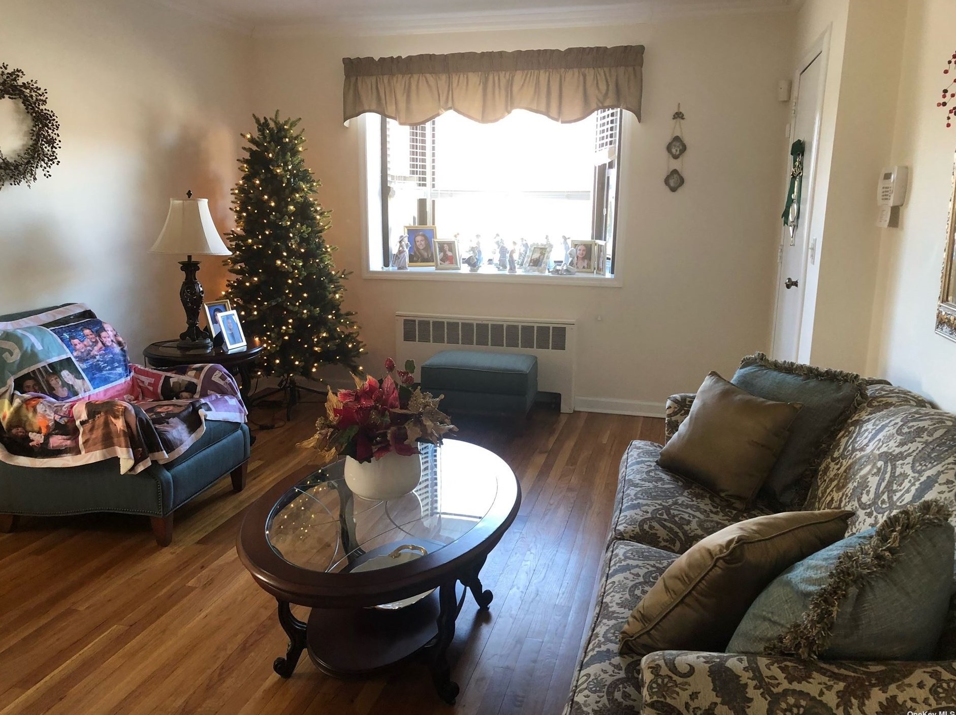 244-02 57th Dr, Flushing, NY 11362-2230
