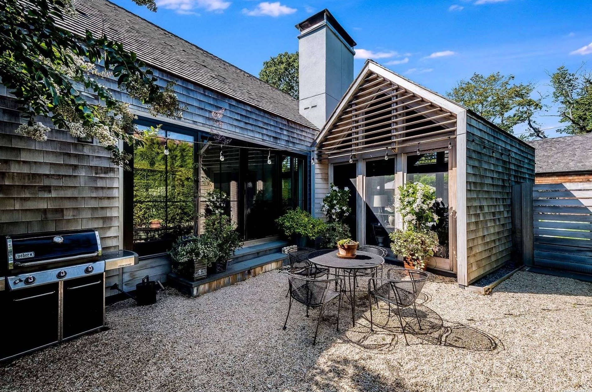 109 Buell Ln, East Hampton, NY 11937