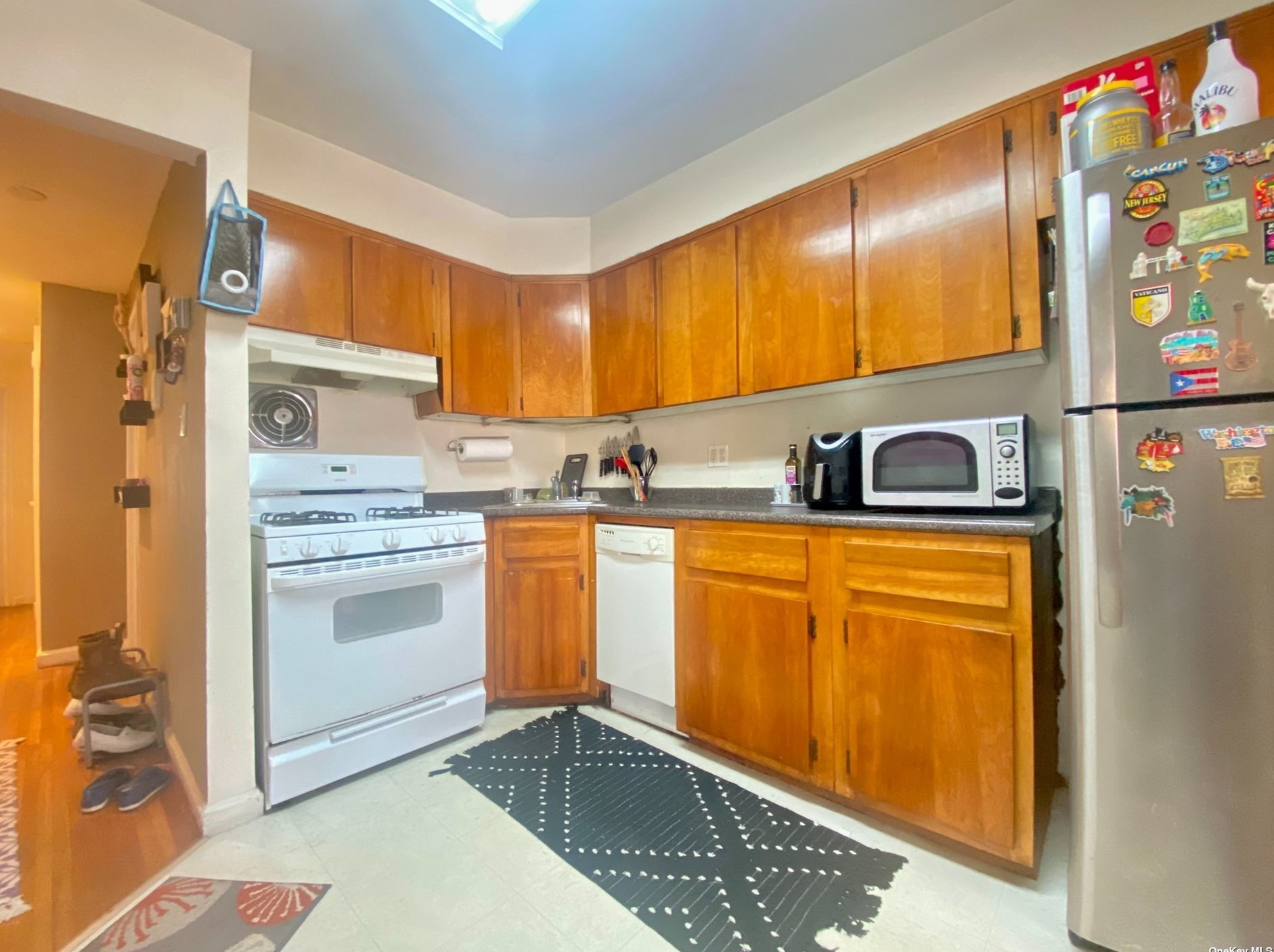 23-32 31st Rd, Long Island City, NY 11106