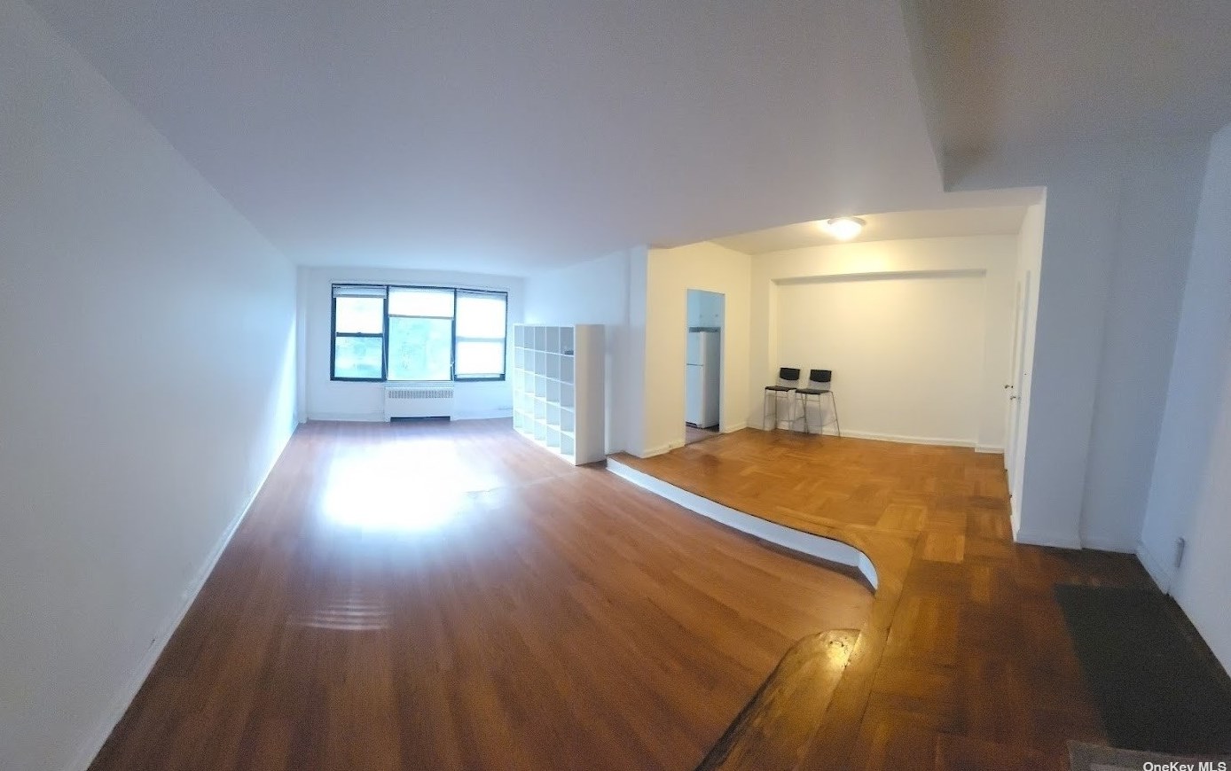 98-51 64th Ave #1f, Flushing, NY 11374