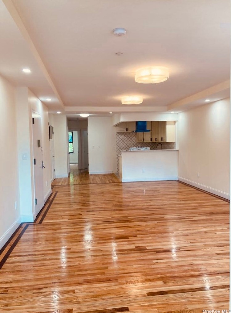 108-47 Sutphin Blvd, Jamaica, NY 11435