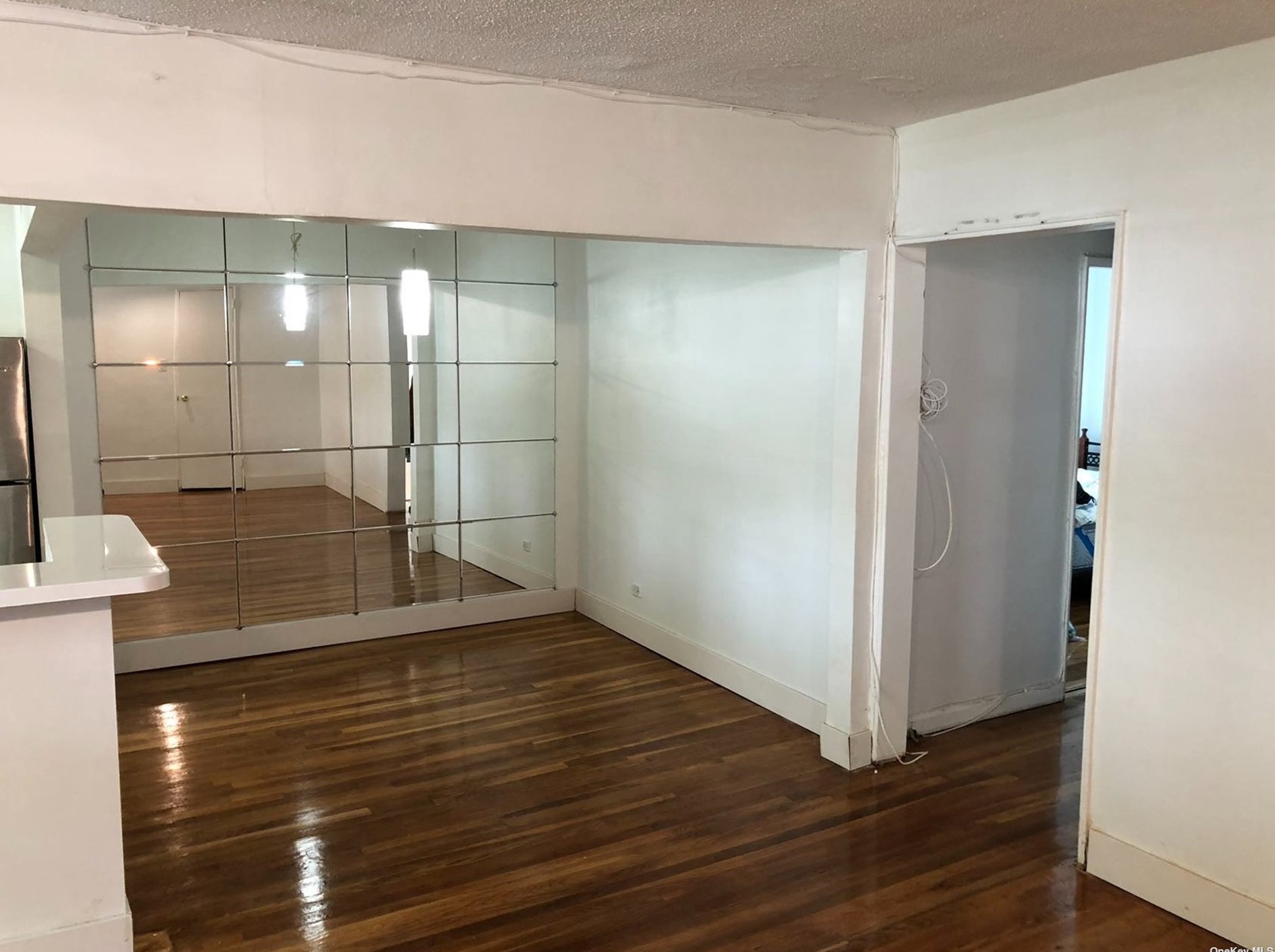 13504 Jewel Ave, Flushing NY  11367-1920 exterior