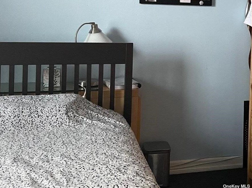 70-04B 136th St, Flushing NY 11367-1923 exterior