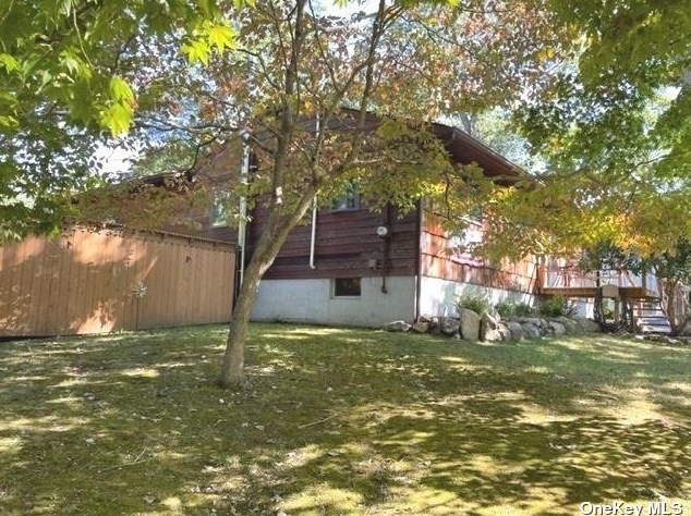59 W Bartlett Rd, Middle Island, NY 11953