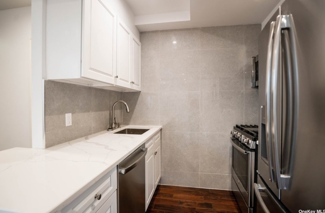 10915 72nd Rd #2b, Flushing, NY 11375