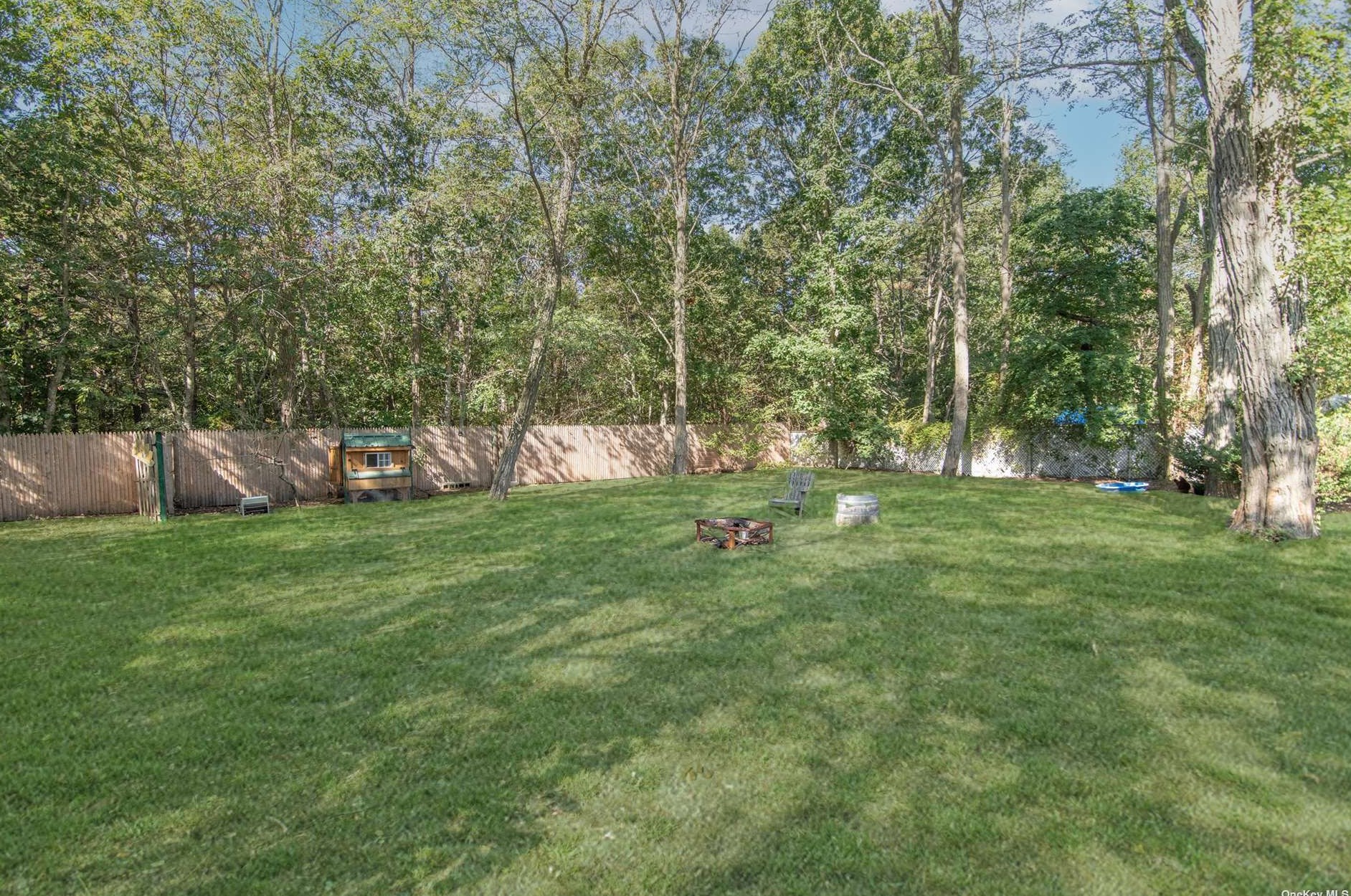 26 Vlg Dr, North Bellport NY  11713-1206 exterior