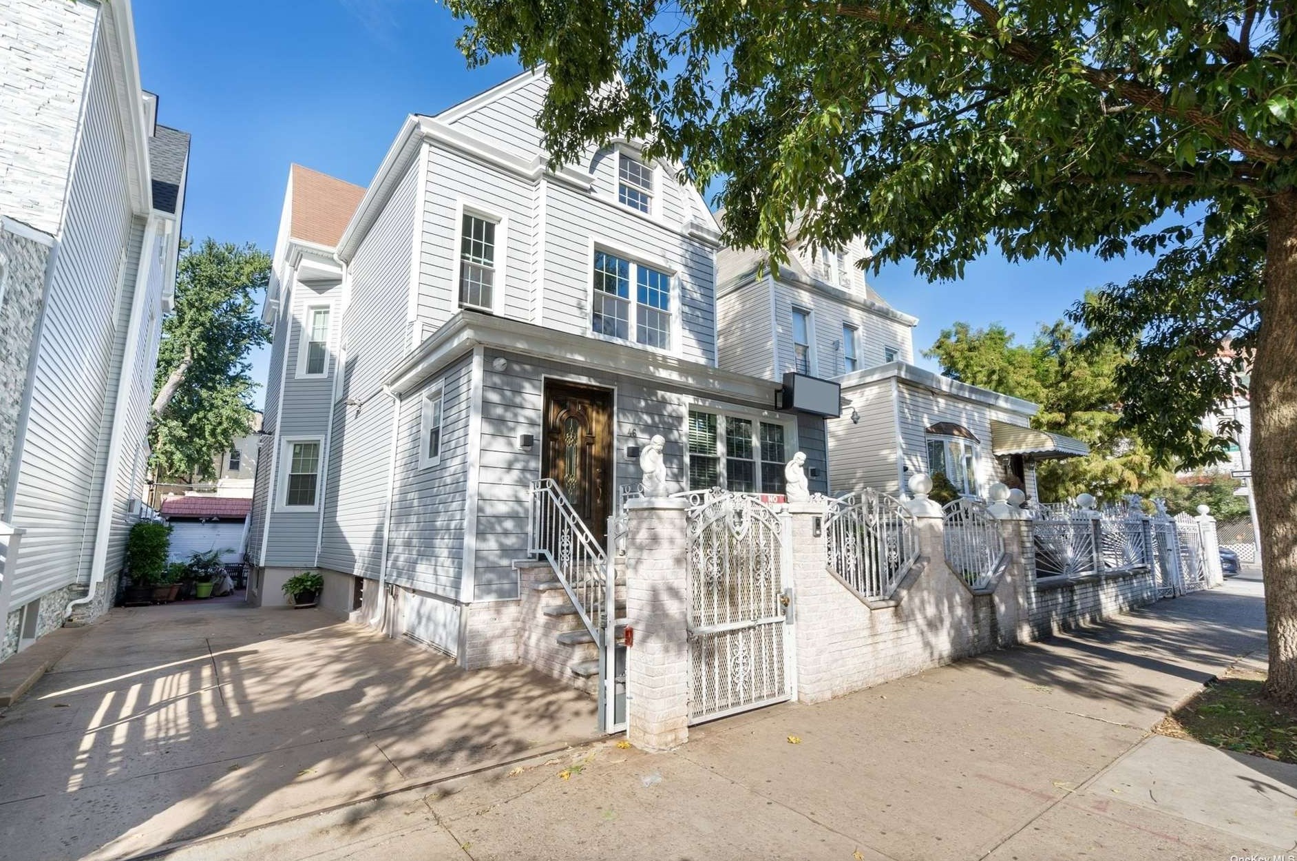 46 Elton St #3b, Brooklyn, NY 11208