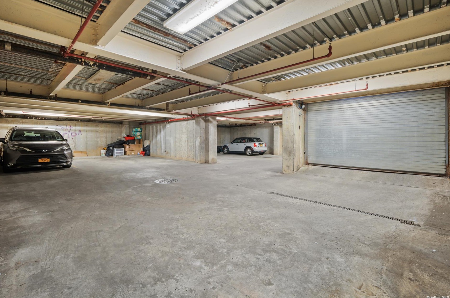 14105 Cherry Ave, Flushing NY 11355-3291 exterior