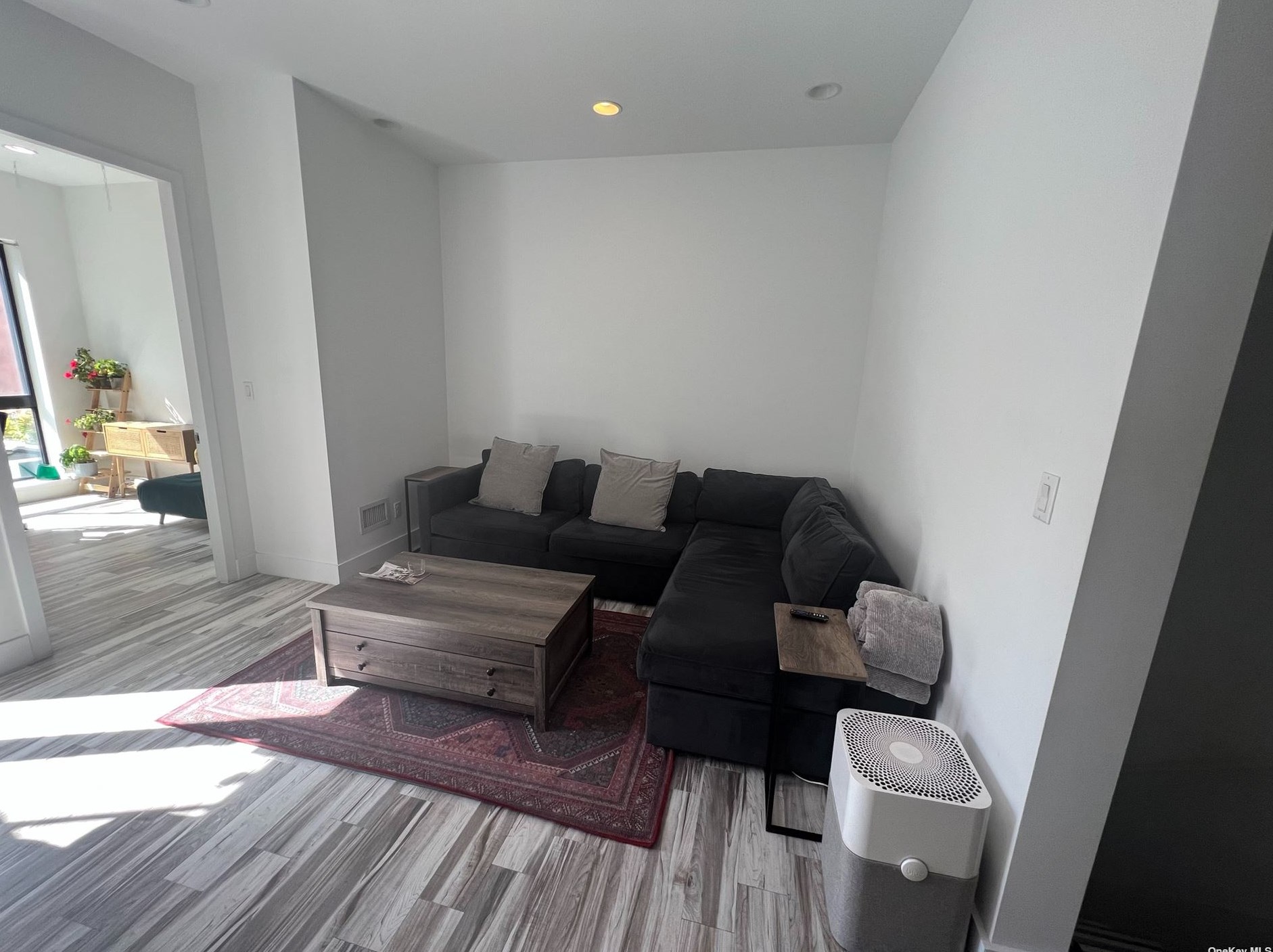 418 E 153rd #1a, Bronx, NY 10455