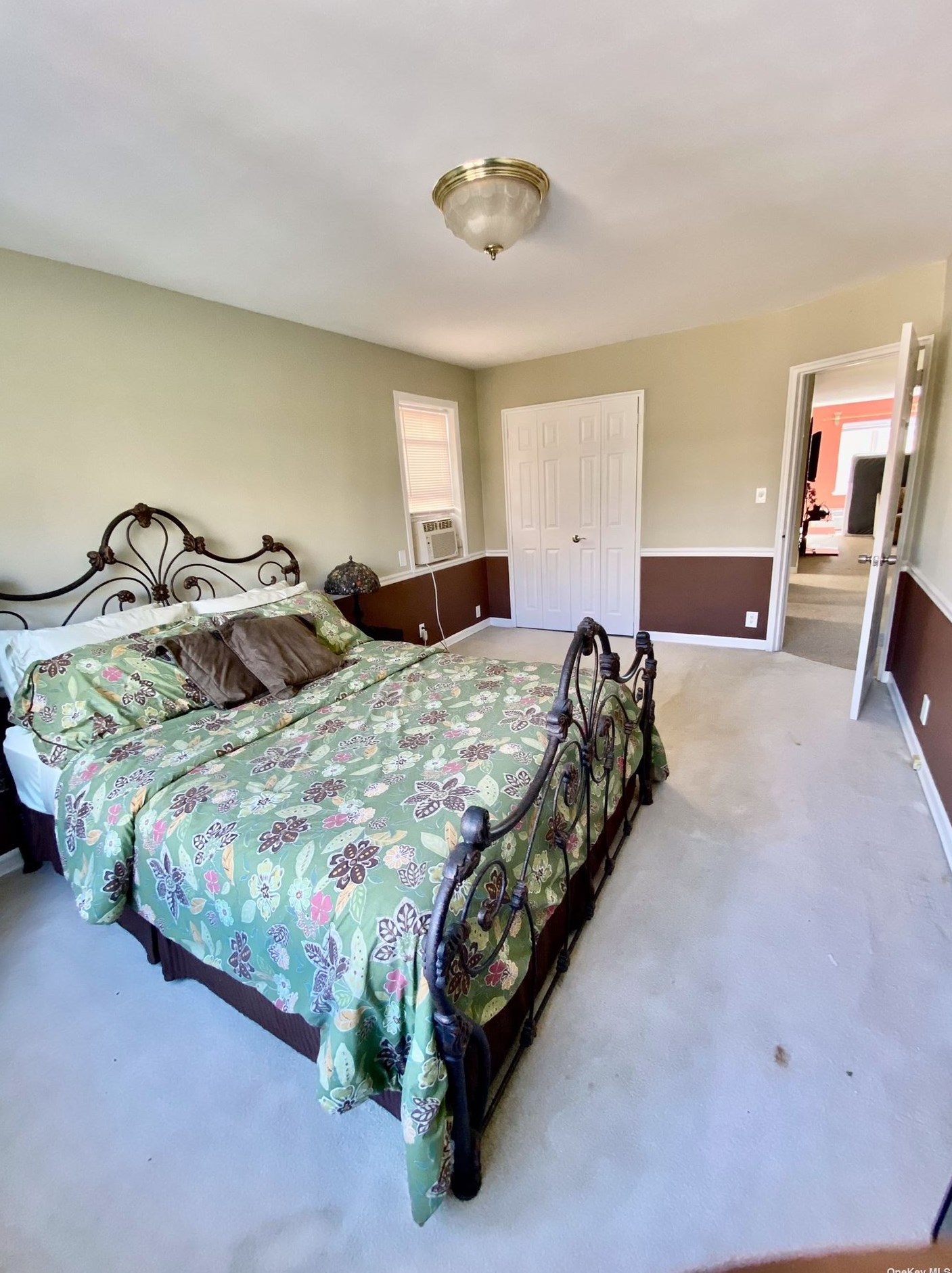 39-46 57th St, Flushing NY  11377-1918 exterior