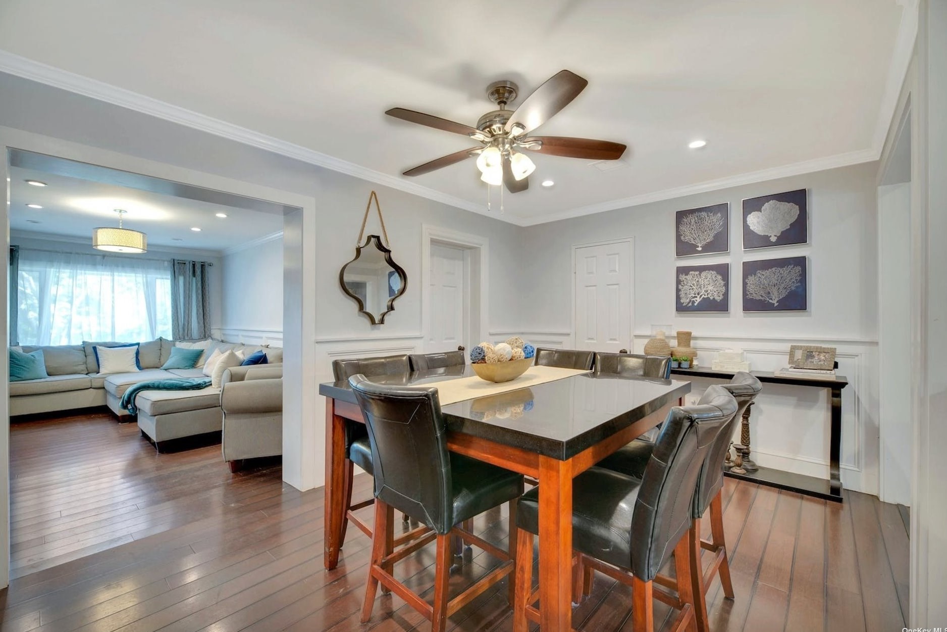 45 Ponquogue Ave, Hampton Bays NY  11946-1835 exterior