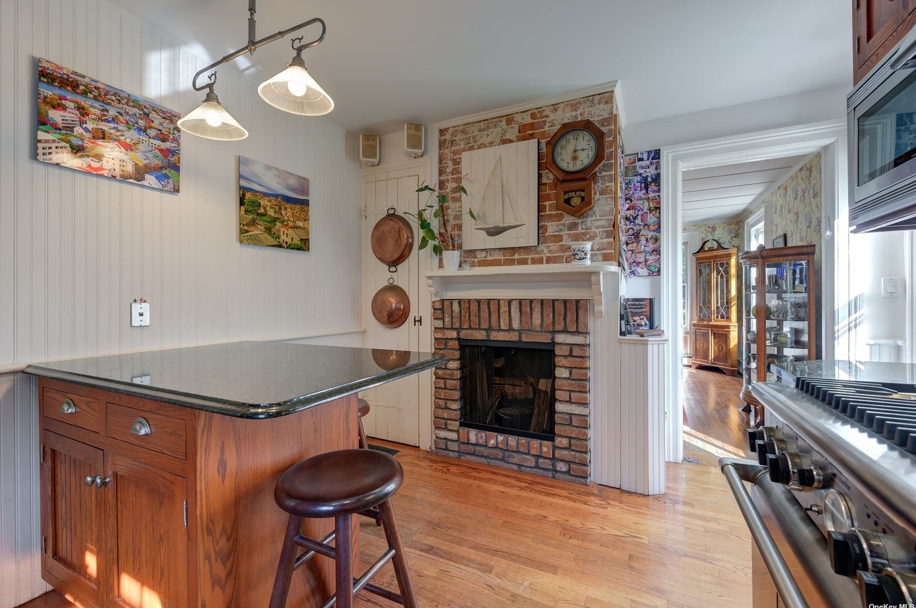 226 Main St, Cold Spring Harbor NY 11724-1411 exterior