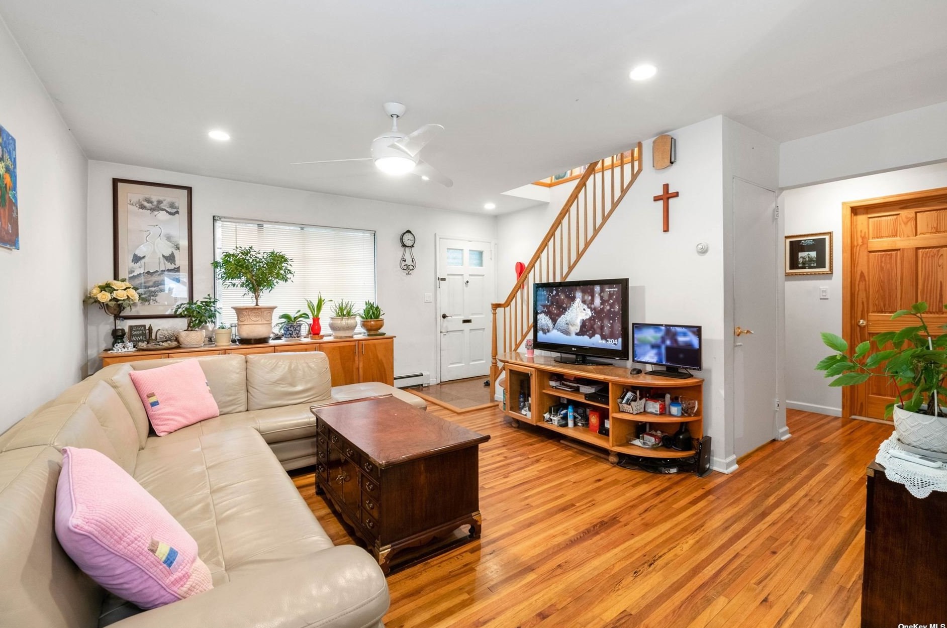 164-63 Underhill Ave, Flushing, NY 11365-1131