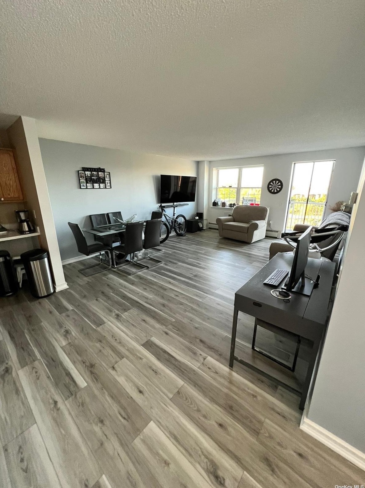 260 Beach 81st St, Far Rockaway, NY 11693