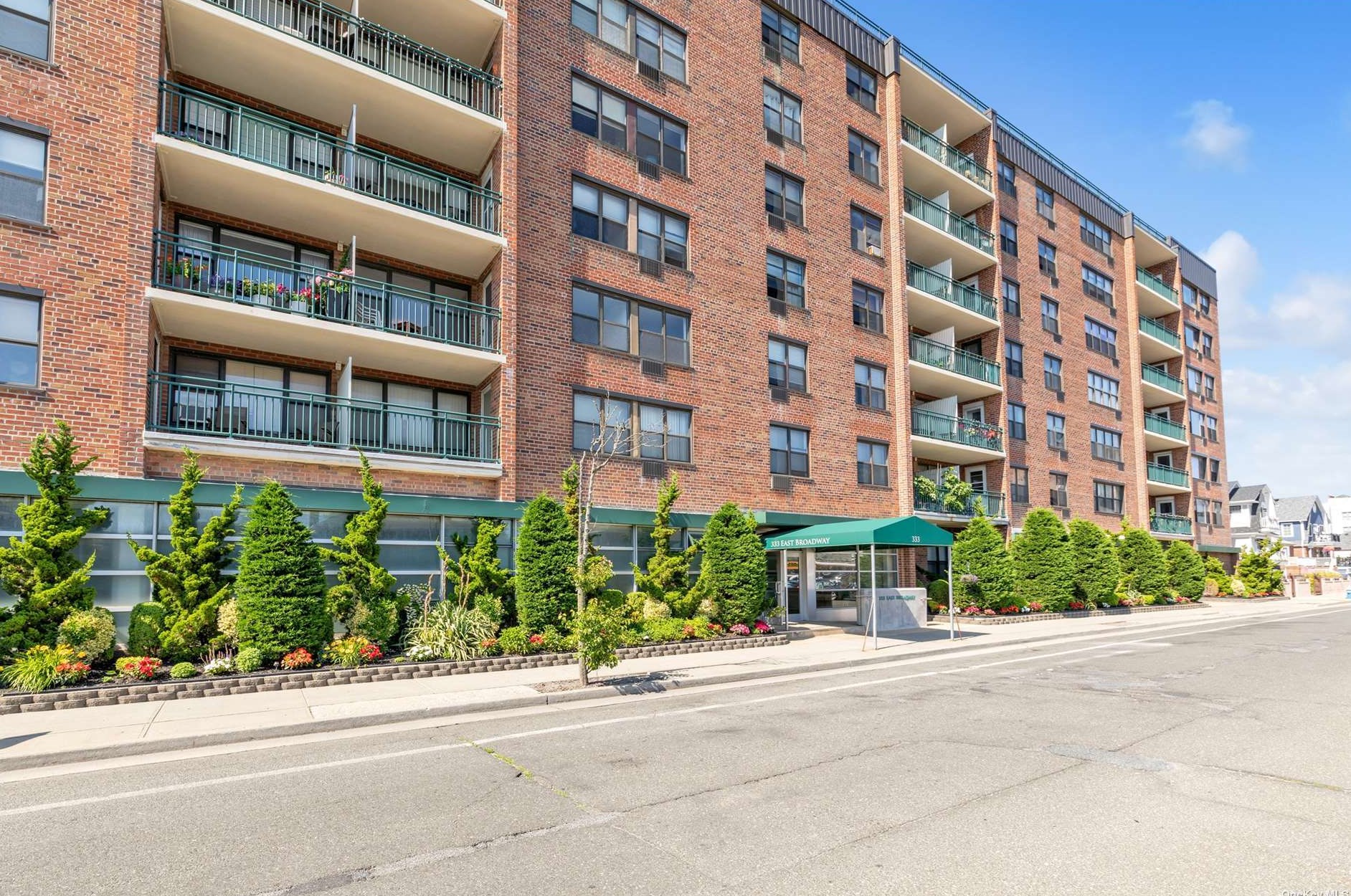 333 E Broadway #5m, East Atlantic Beach, NY 11561
