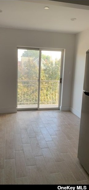 4156 Case St #4, Flushing, NY 11373