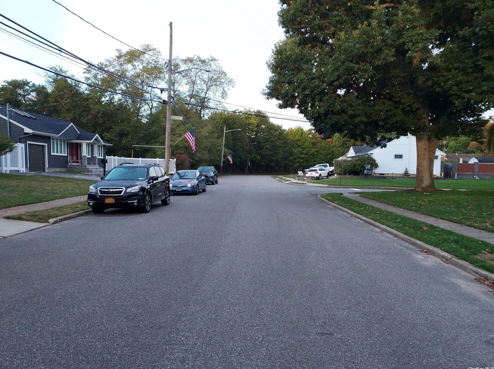 10 Pepper Circle, East Massapequa, NY 11758