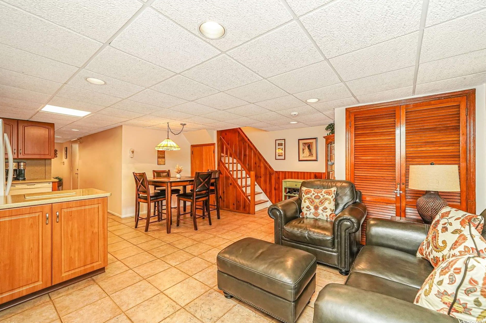 67-19 Eliot Ave, Flushing, NY 11379-3545