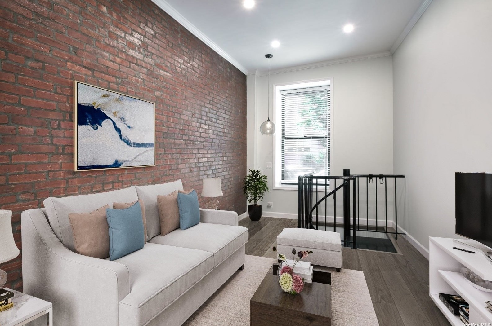 333 E 92nd St #1a, New York, NY 10128