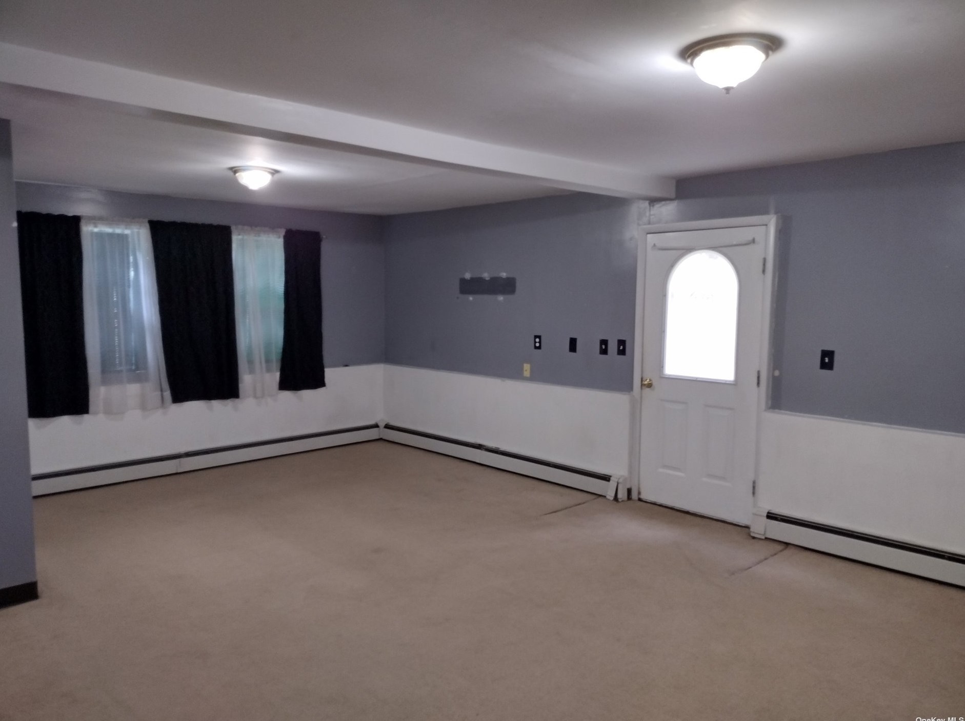 3 Ord Ct, Middle Island, NY 11953
