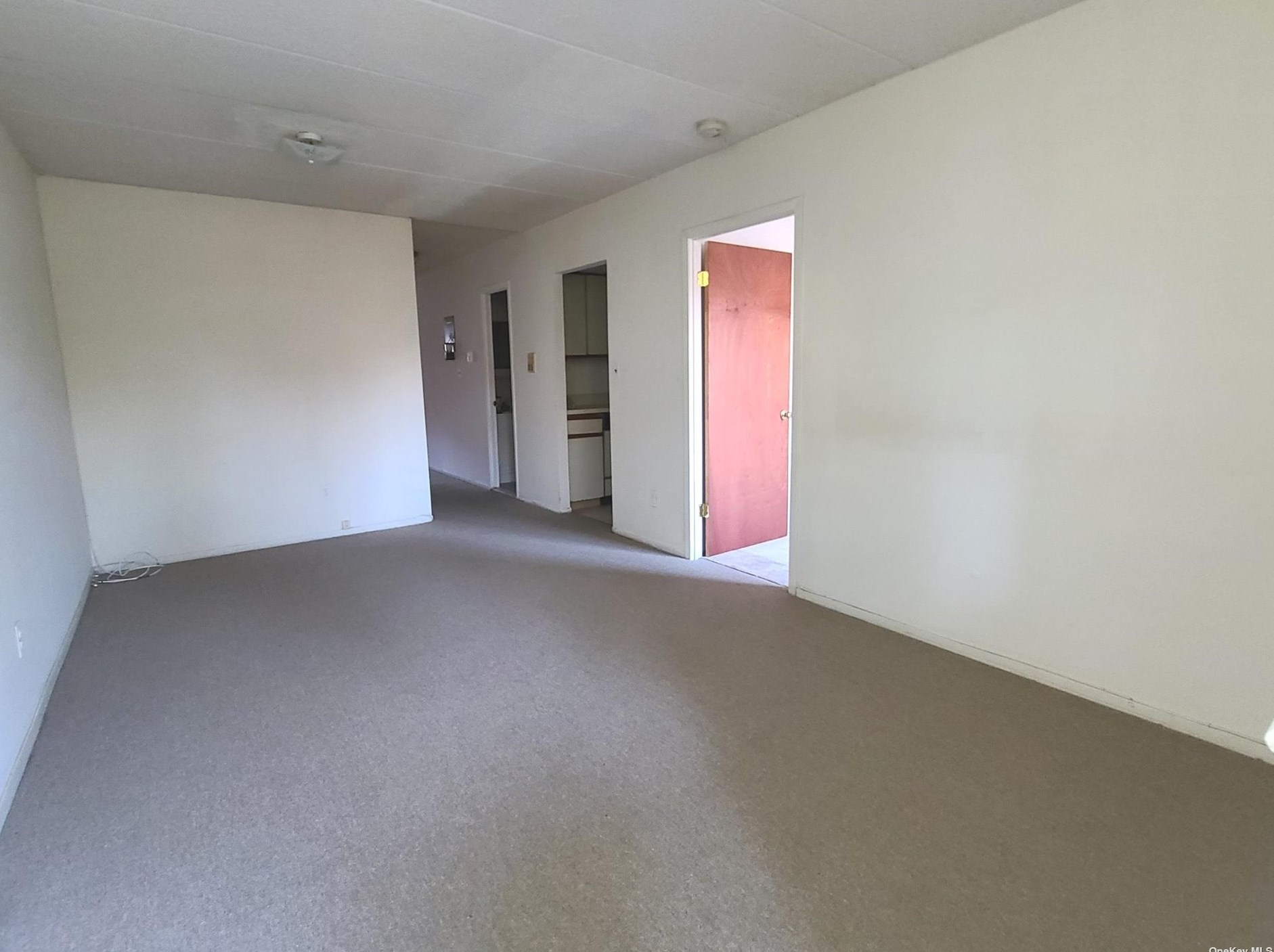 140-14 33rd Ave, Flushing, NY 11354