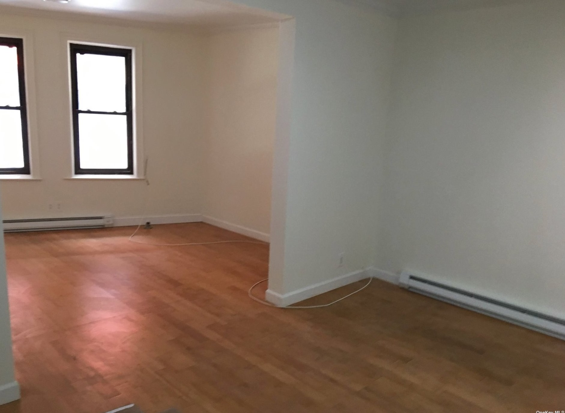 102-51 Jamaica Ave #2nd Fl, Jamaica, NY 11418