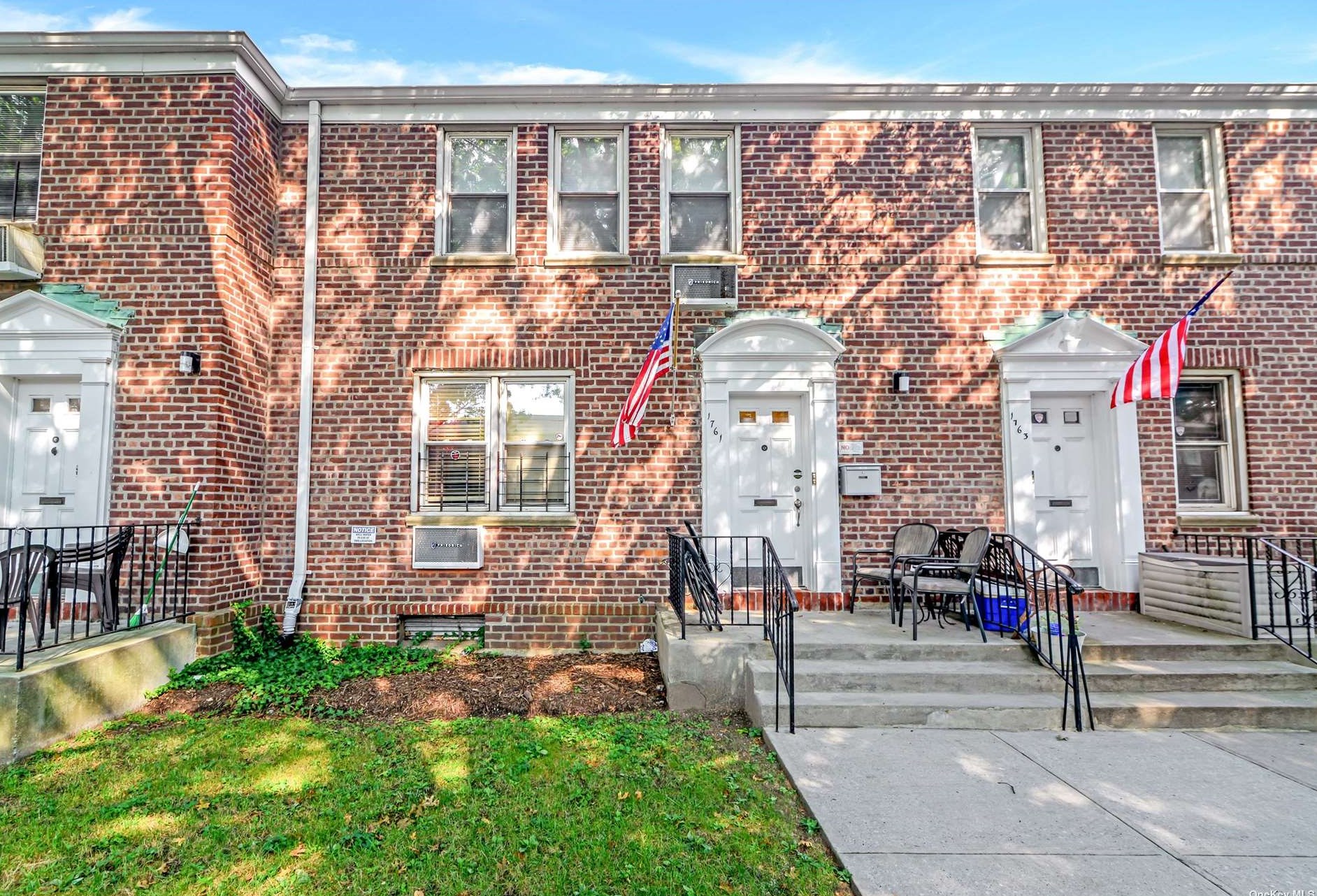 1761 54th St, Brooklyn, NY 11204-1549