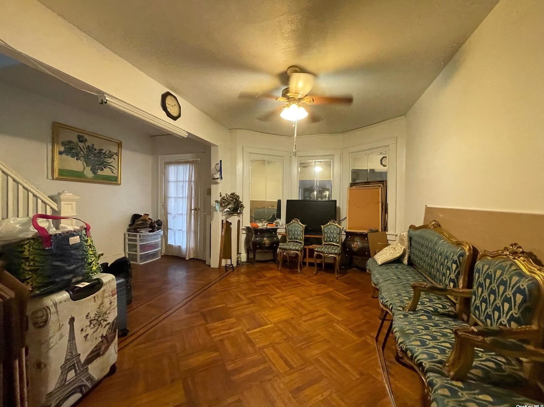 83-07 Pettit Ave, Flushing, NY 11373-3157