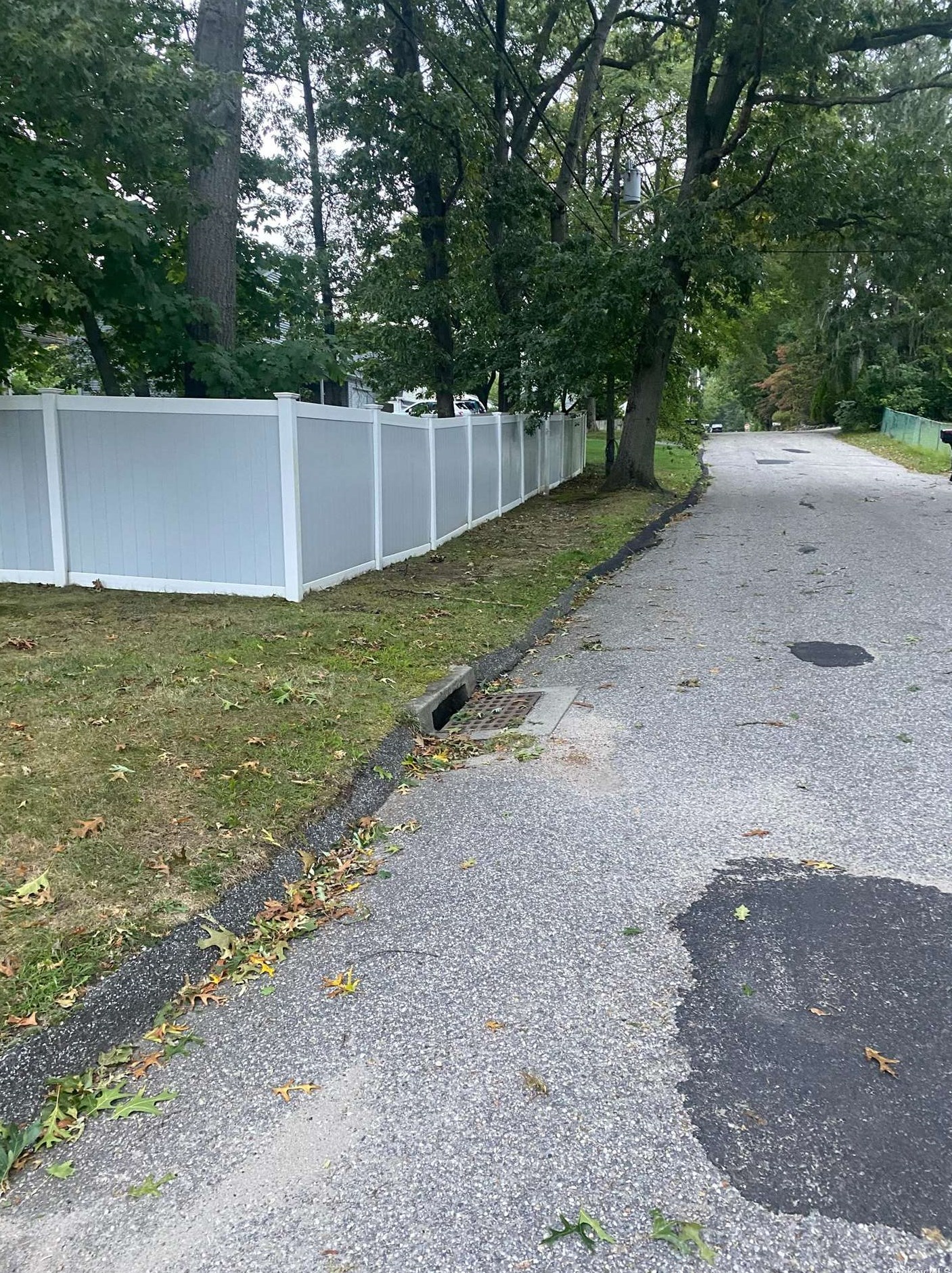 101 New York Ave, Scotts Beach, NY 11789