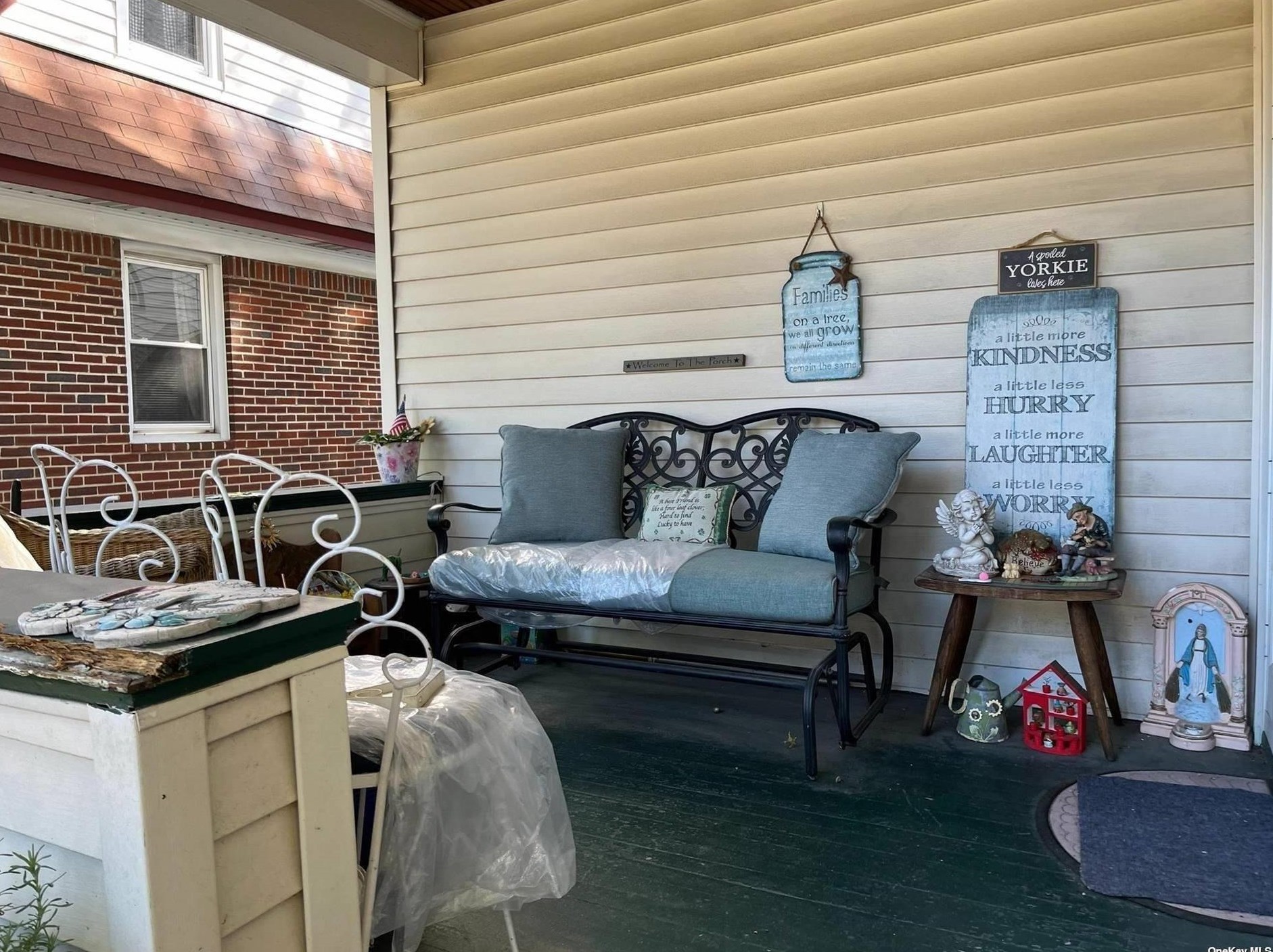 181 Violet Ave, Floral Park, NY 11001