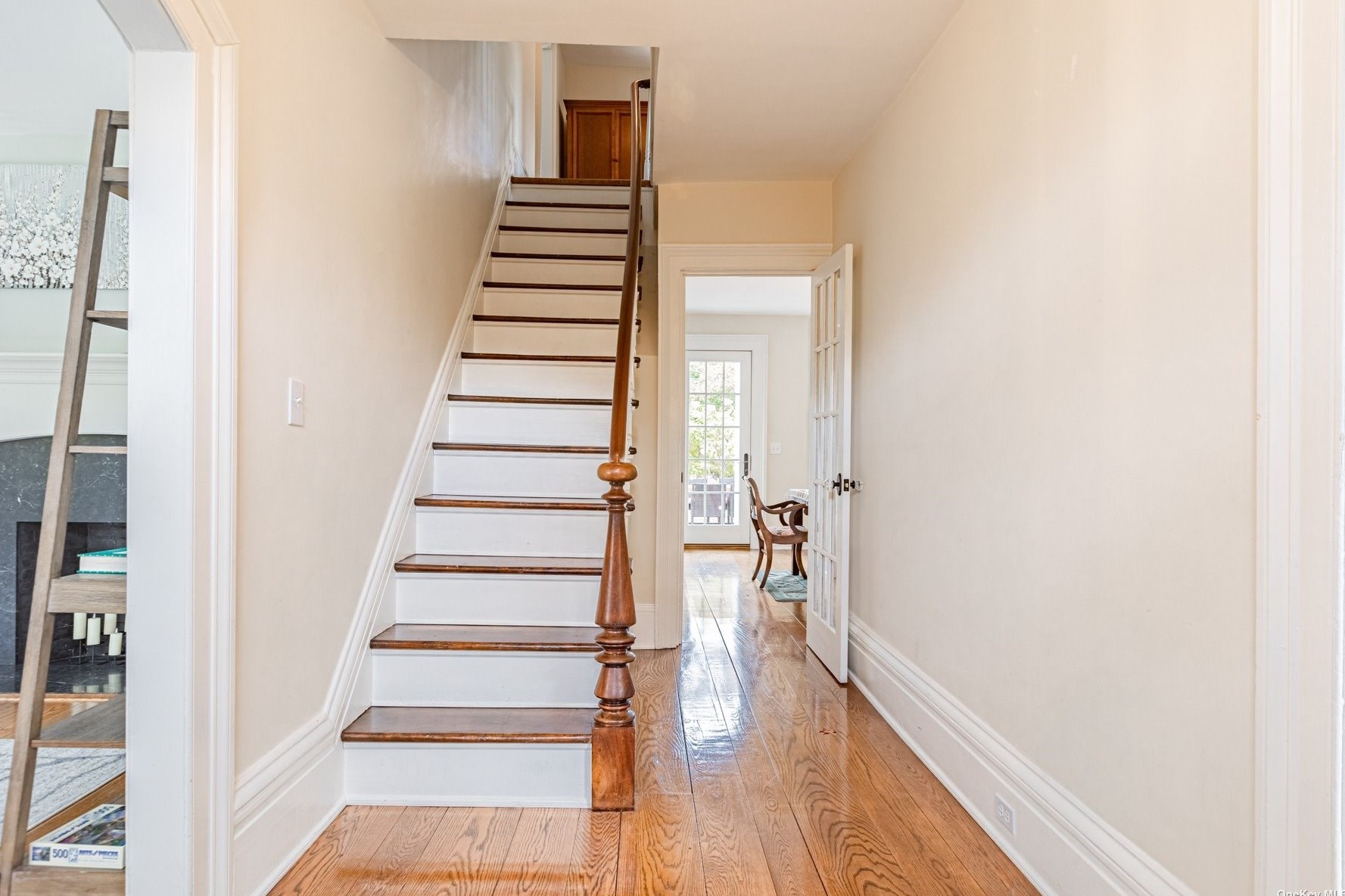 211 N Country Rd, Miller Place, NY 11764