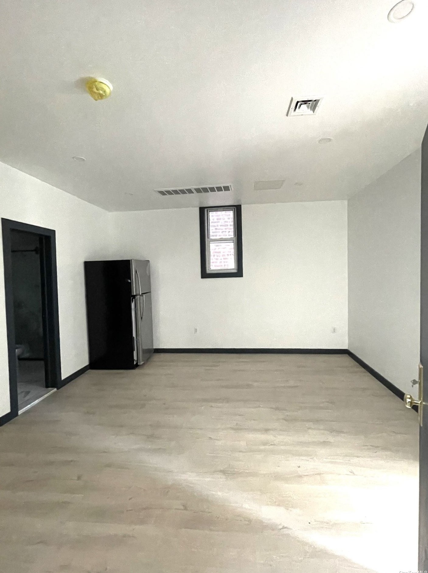 2529 Crescent St #2b, Long Island City, NY 11102
