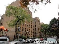 35-21 81st St #3f, Flushing, NY 11372