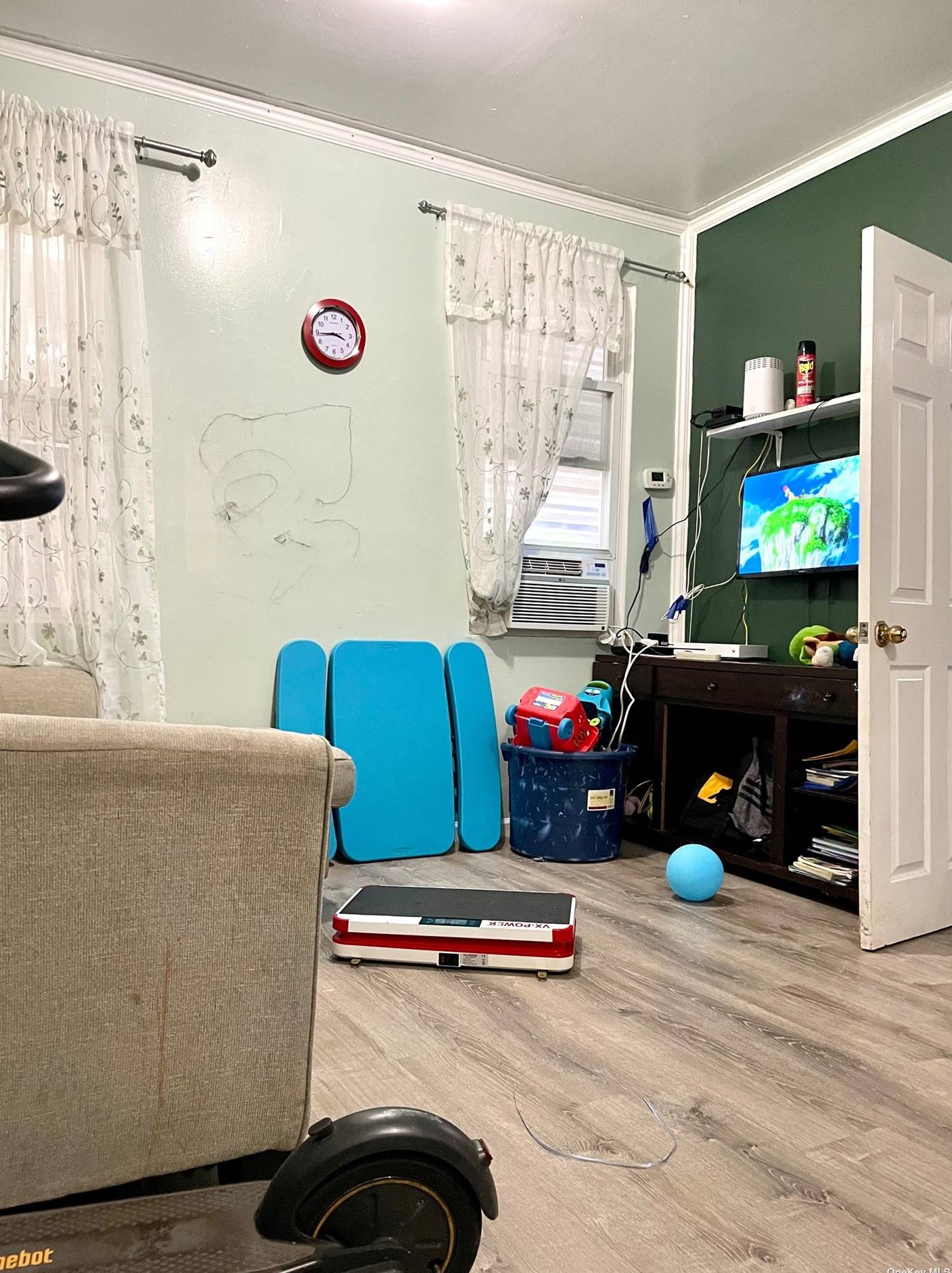 32-48 108th St, Flushing NY  11369-2524 exterior